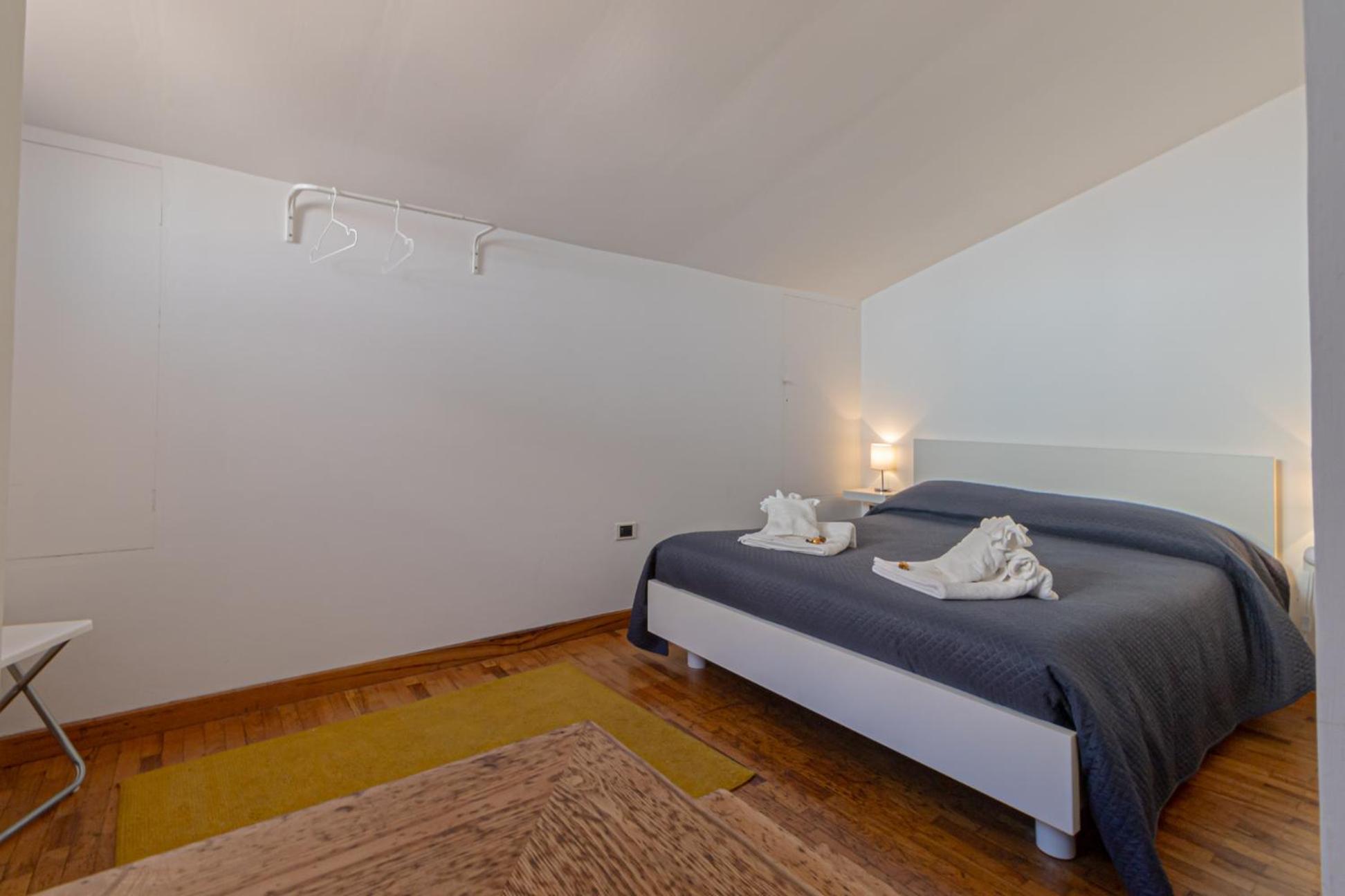 Case Spazioscena - Talia Castelbuono  Luaran gambar
